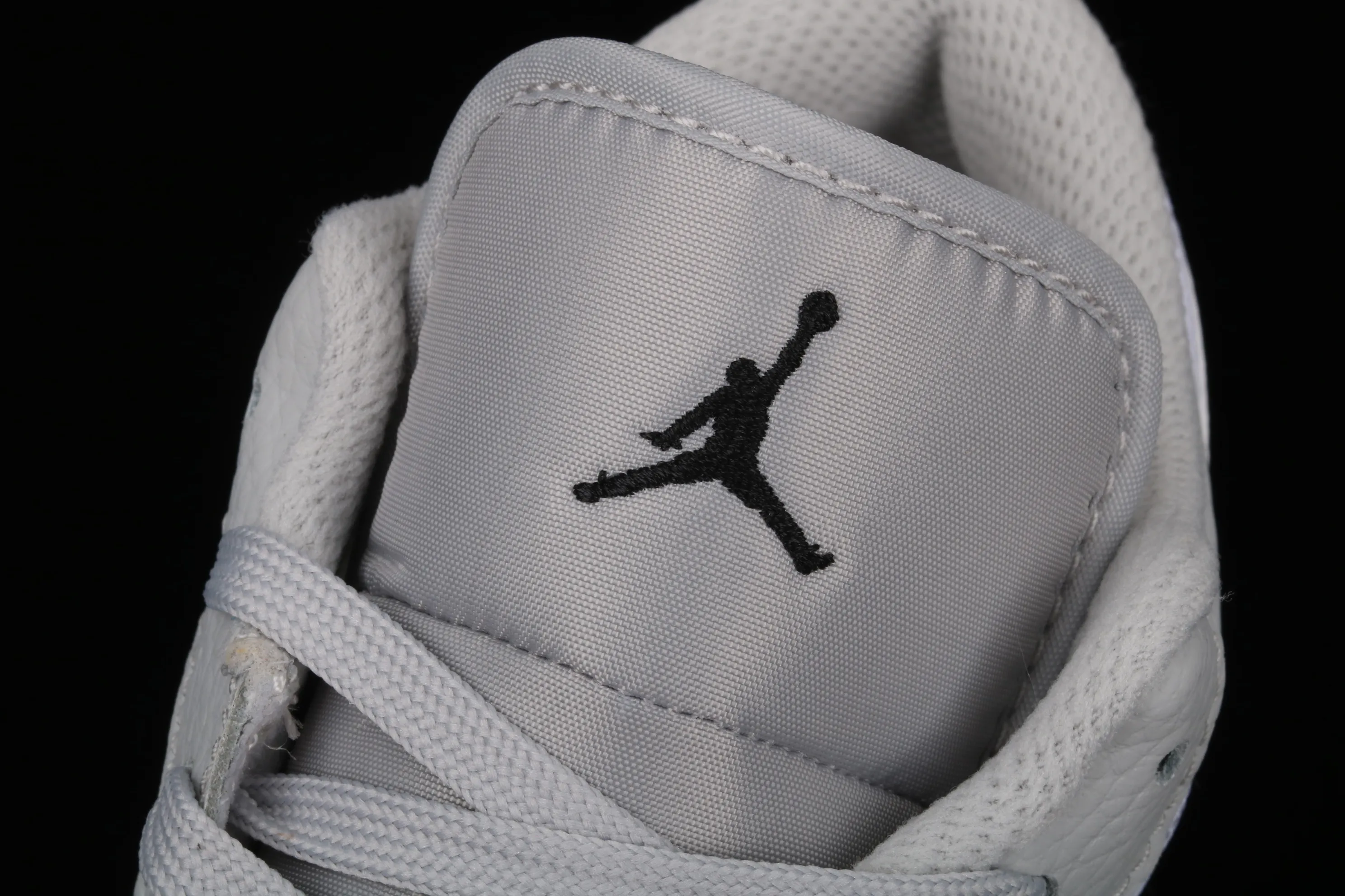 All categories Air Jordan Jordan series basketball shoes Air Jordan 1 Low G version pure original Air Jordan 1 Low GS AJ1 Joe 1 low-top white gray camouflage low-top basketball shoes DD3234-100